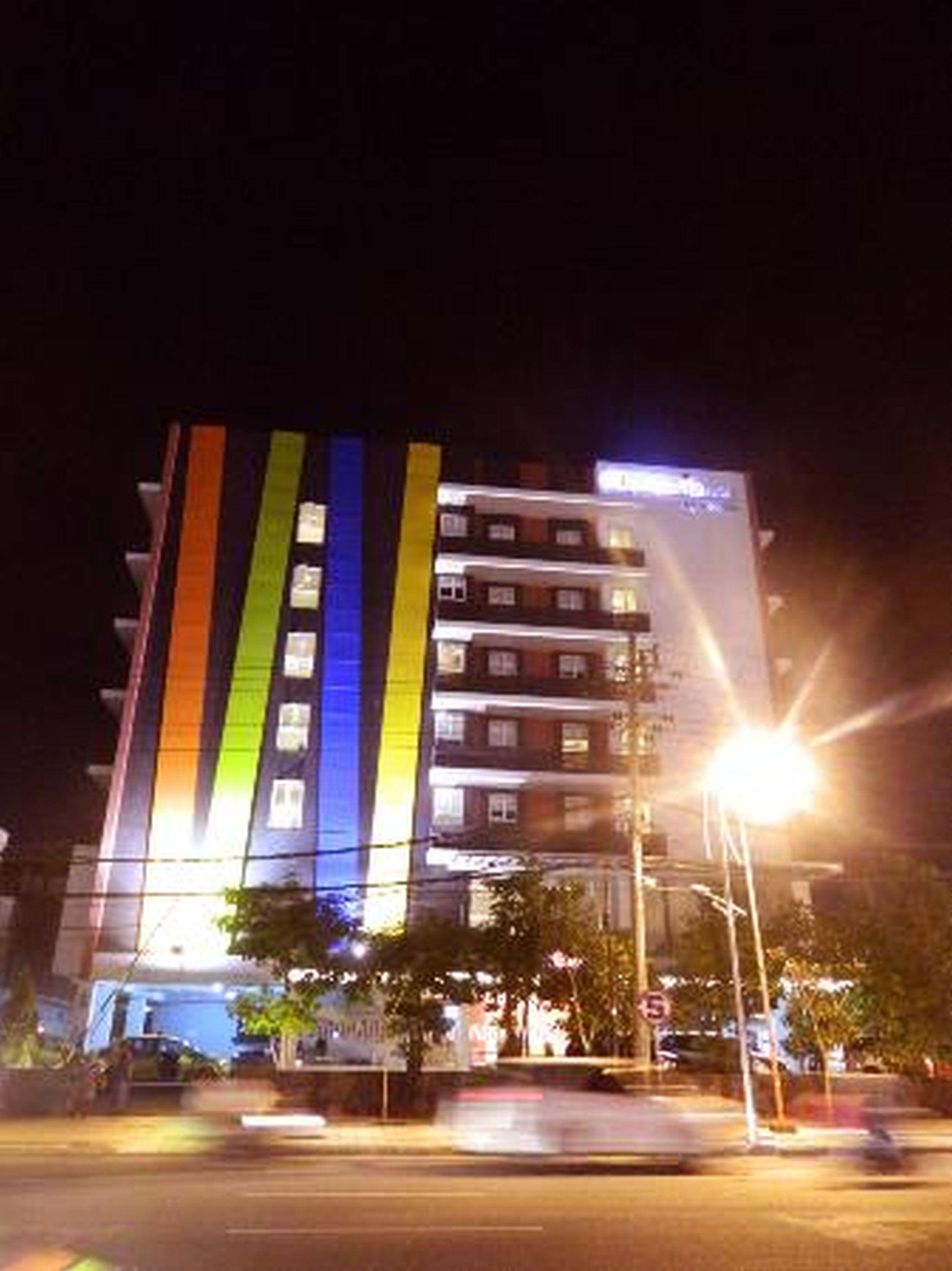 Amaris Hotel Embong Malang - Surabaya Exterior photo