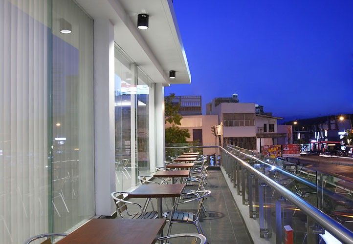 Amaris Hotel Embong Malang - Surabaya Exterior photo